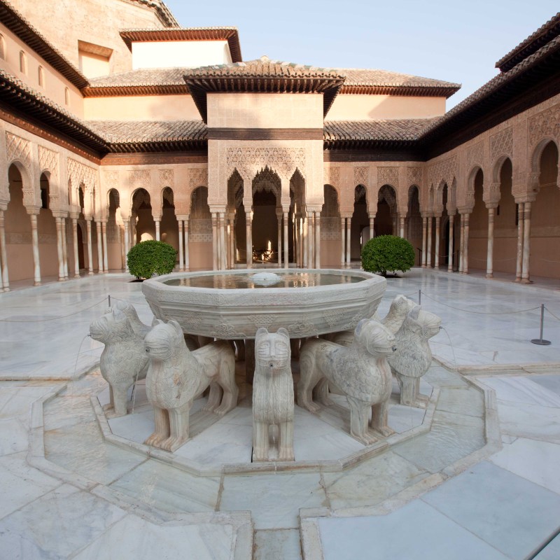 Patio de los Leones de la Alhambr